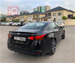 نيسان ألتيما